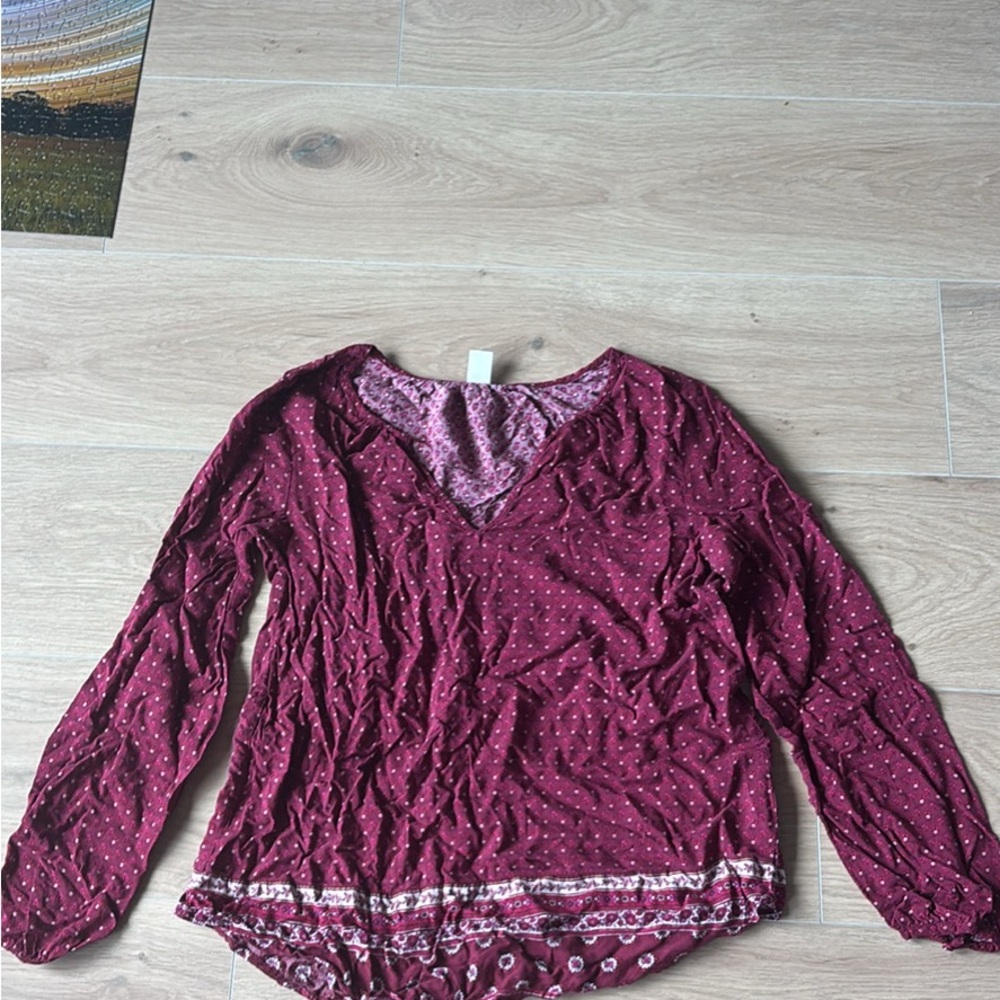 Old Navy Burgundy Long-Sleeve V-Neck Top with Dot Accent